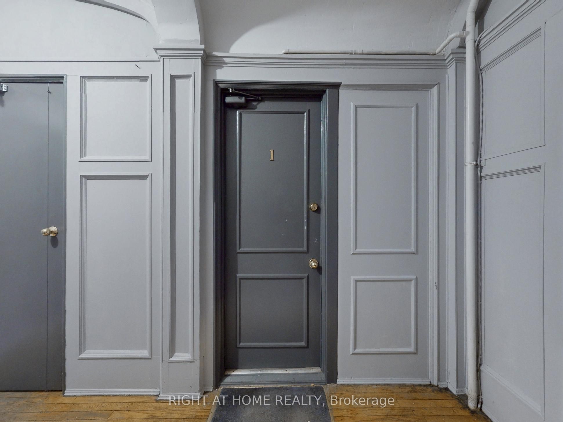 32 High Park Boulevard