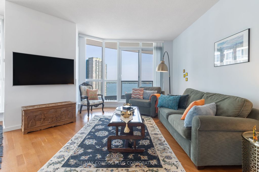 Photo of 218 Queens Quay W #2302, Toronto, ON M5J 2Y6 (MLS # C12283747)
