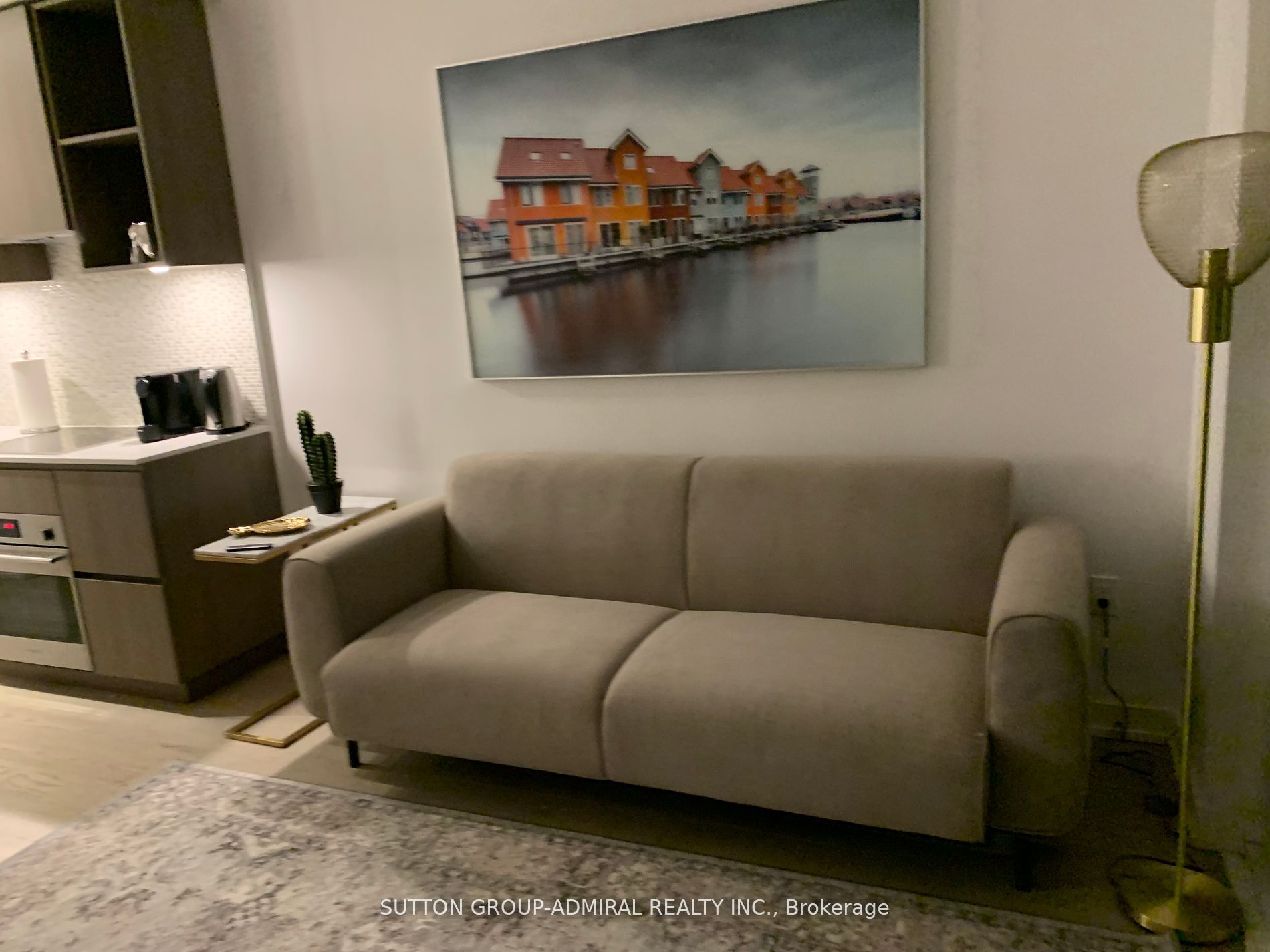 1 Yorkville Avenue 2203