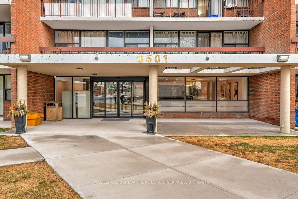 3501 Glen Erin Drive 1009