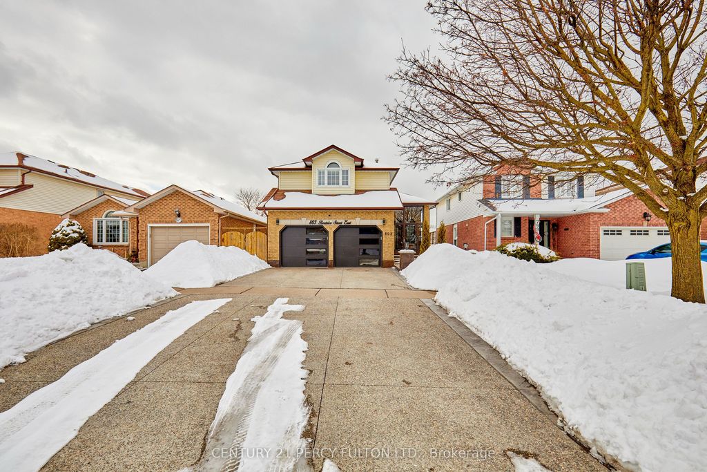 Photo of 803 Beatrice Street E, Oshawa, ON L1K 2H8 (MLS # E12864718)