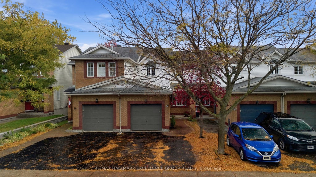 Photo of 54 Carwood Circle, Overbrook - Castleheights and Area, ON K1K 4V4 (MLS # X13902704)