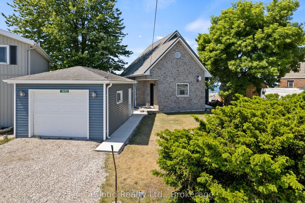 Photo of 18172 Erie Shore Drive, Chatham-Kent, ON N0P 1A0 (MLS # X13788728)