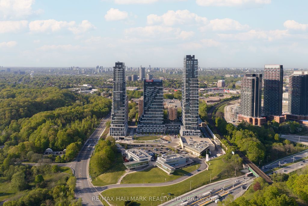 Photo of 10 Inn On The Park Drive #PL01, Toronto, ON M3C 0P9 (MLS # C13051924)