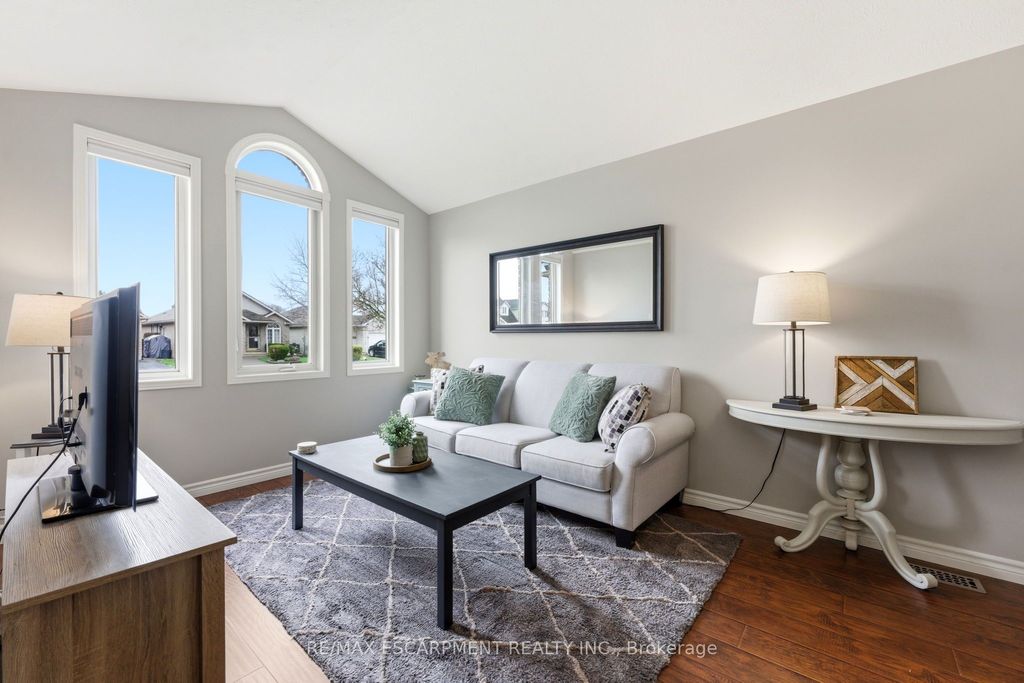 Photo of 55 Anastasia Crescent, Brantford, ON N3P 2A9 (MLS # X13009718)