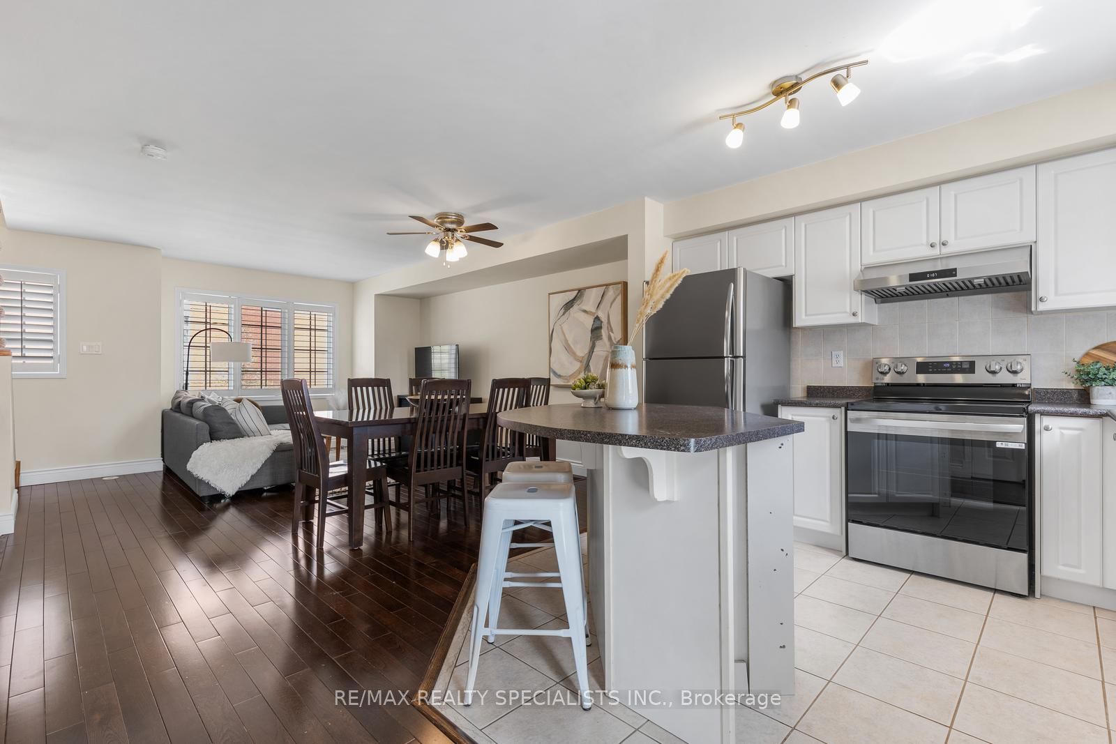 201 Tenth Street 8