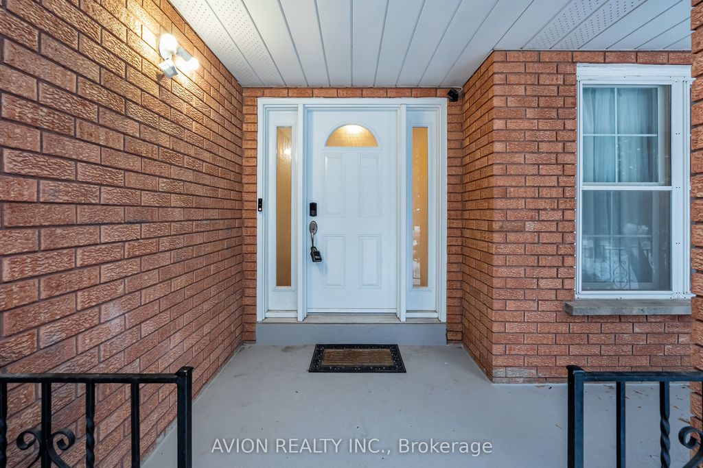 Photo of 567 Millard Street, Whitchurch-Stouffville, ON L4A 7Z3 (MLS # N12678966)