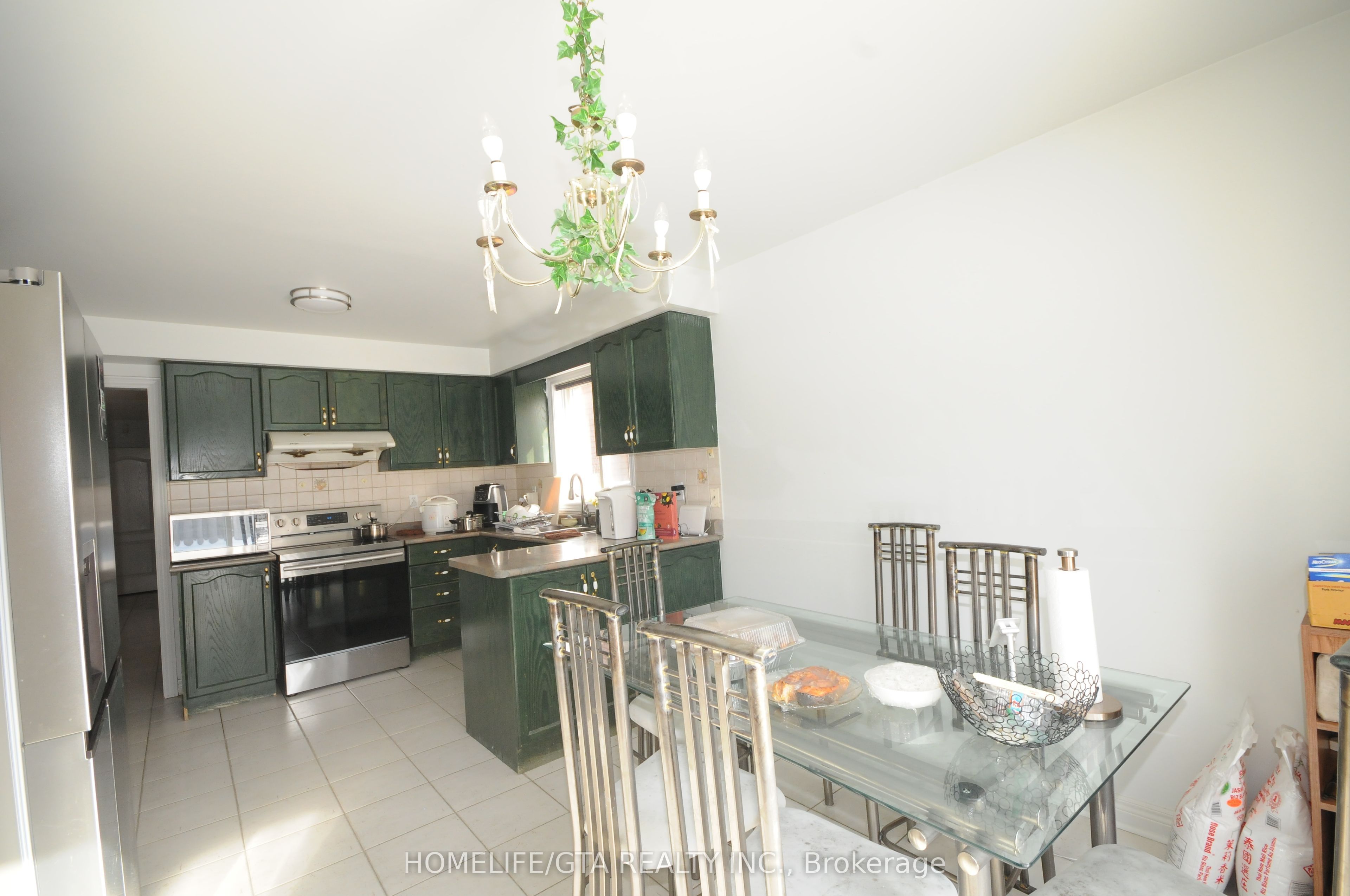 18 Velvet Grass Lane