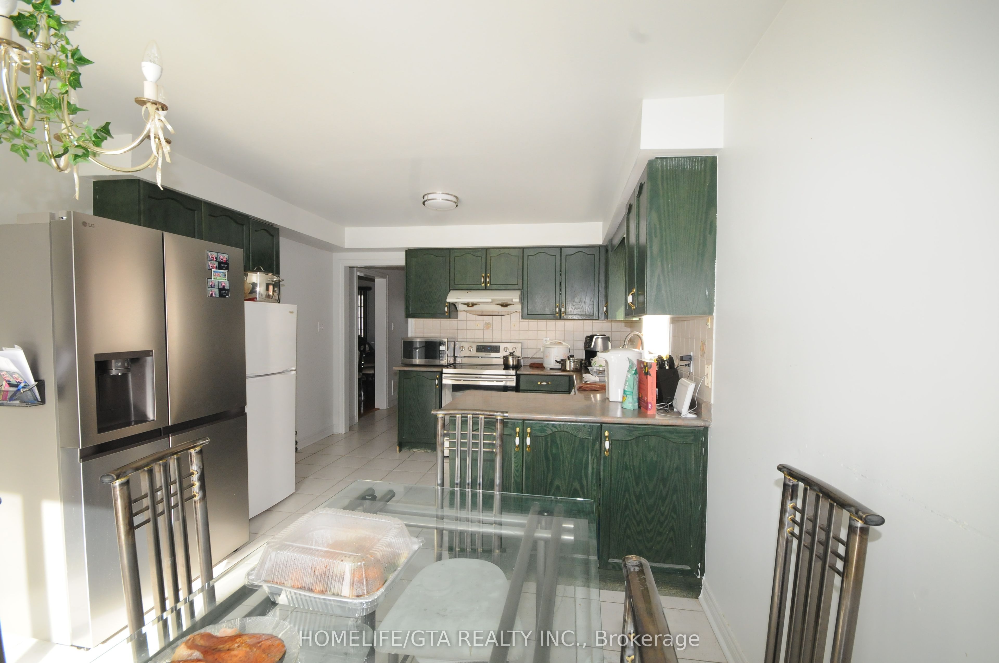 18 Velvet Grass Lane