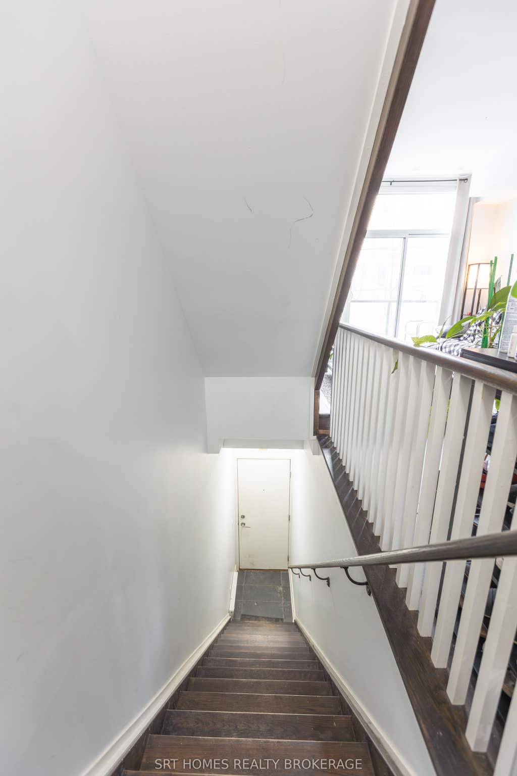 Photo of 1321 Gerrard Street E #3, Toronto, ON M4L 1Y8 (MLS # E13559344)