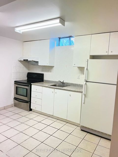 50 Dowling Circle Basement A2 Markham ON L3R 8R4