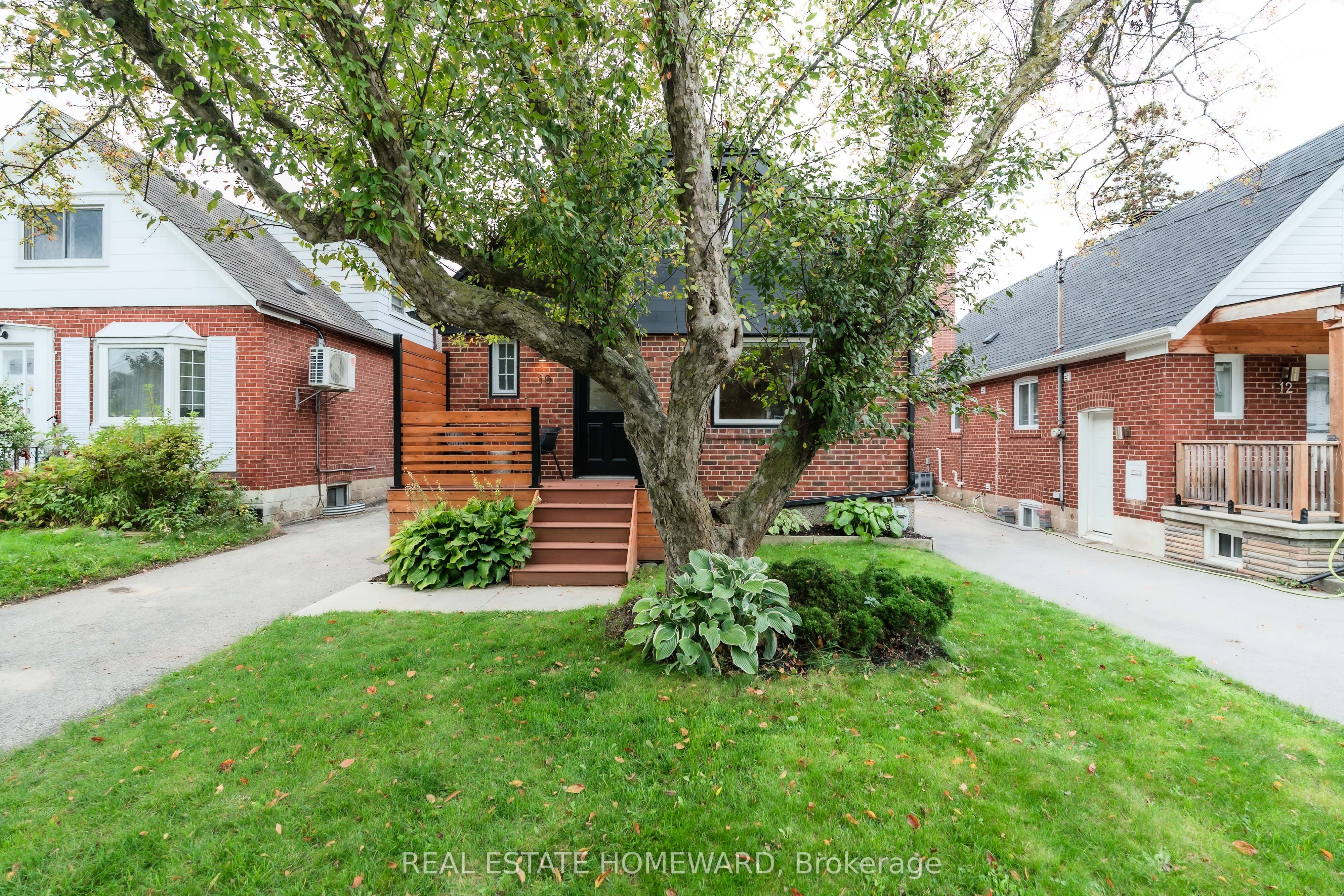 10 Norlong Boulevard