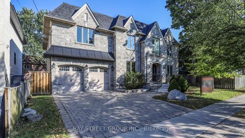 Photo of 112 Centre Avenue, Toronto, ON M2M 2L8 (MLS # C12429690)