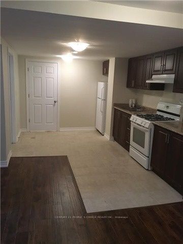 17 Dixington Crescent