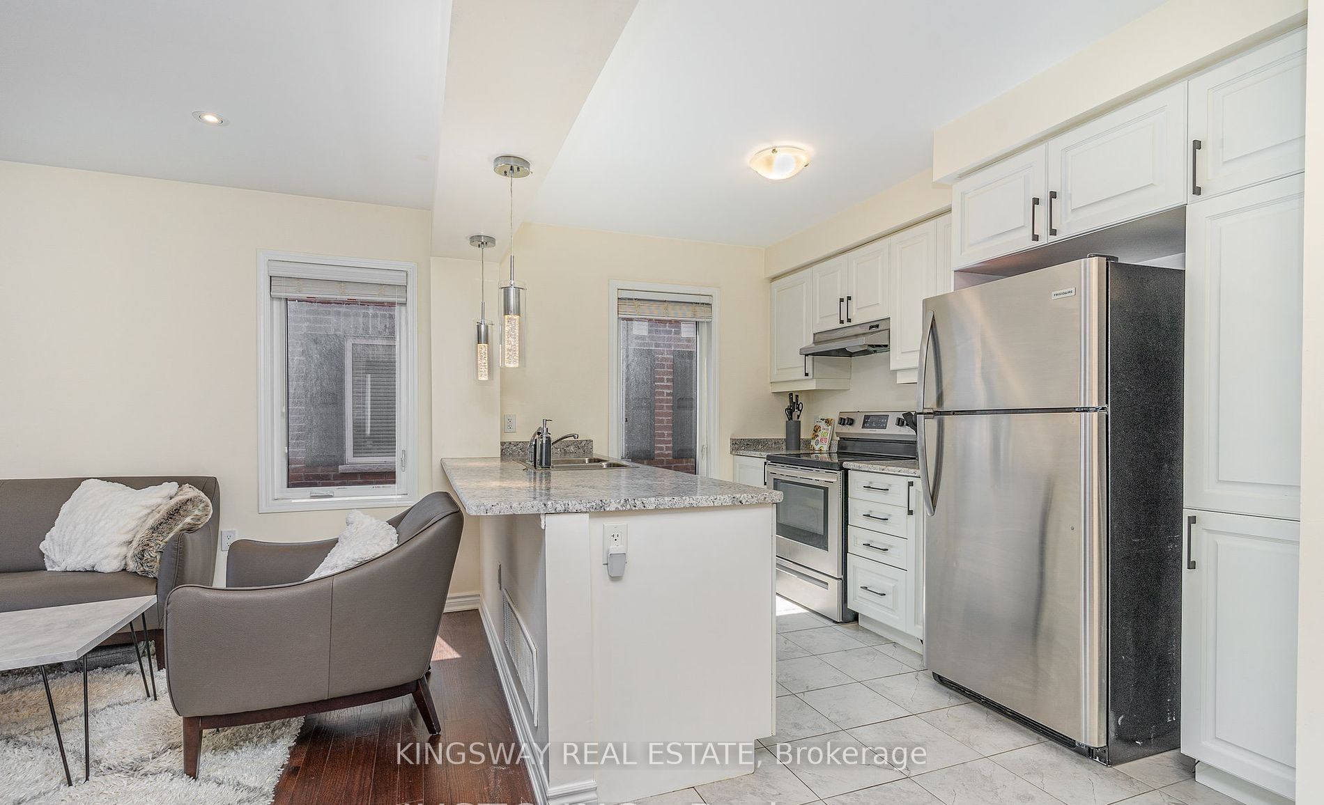 1000 Asleton Boulevard N 47