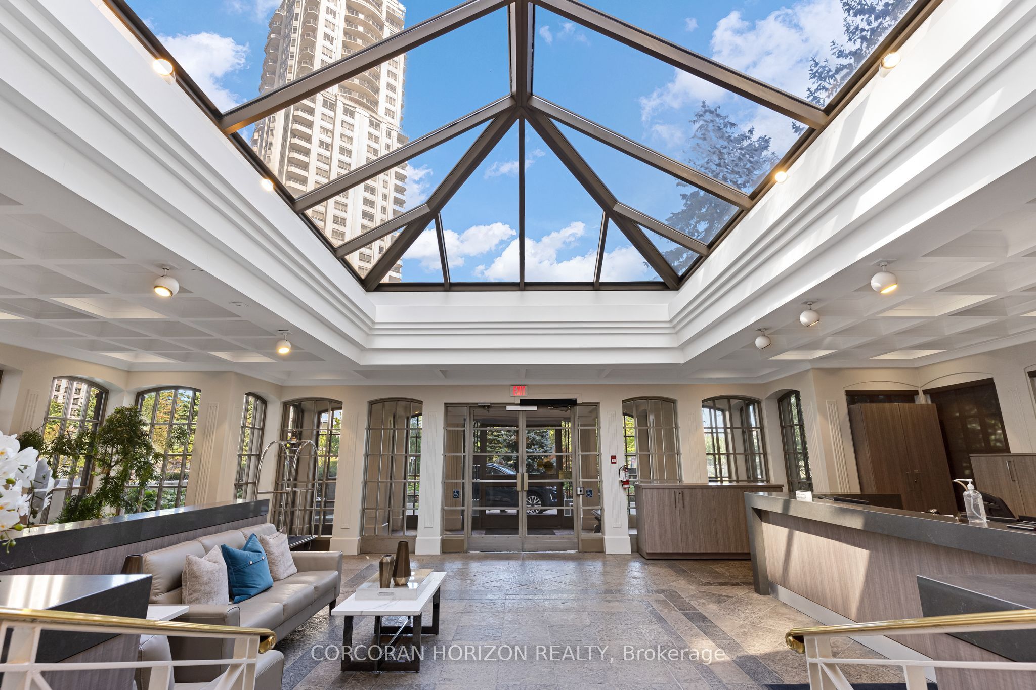 55 Kingsbridge Garden Circle 1604