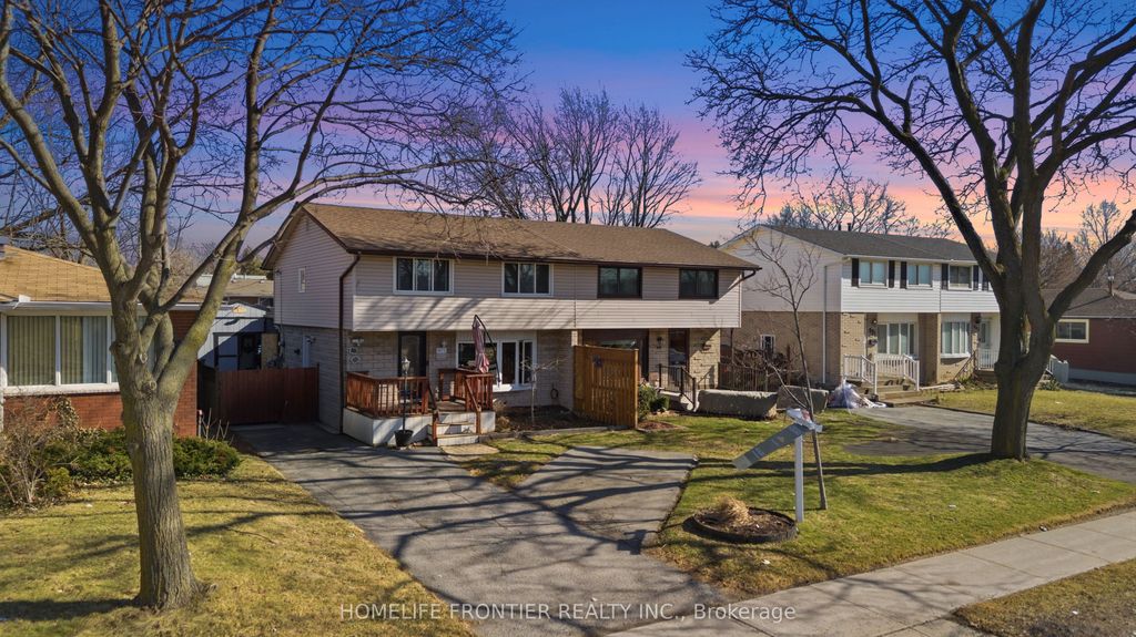 Photo of 977 Upper Wellington Street, Hamilton, ON L9A 3S4 (MLS # X12869036)