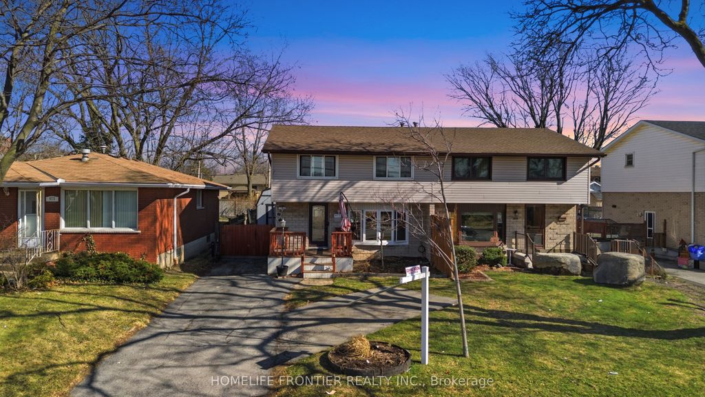 Photo of 977 Upper Wellington Street, Hamilton, ON L9A 3S4 (MLS # X12869036)
