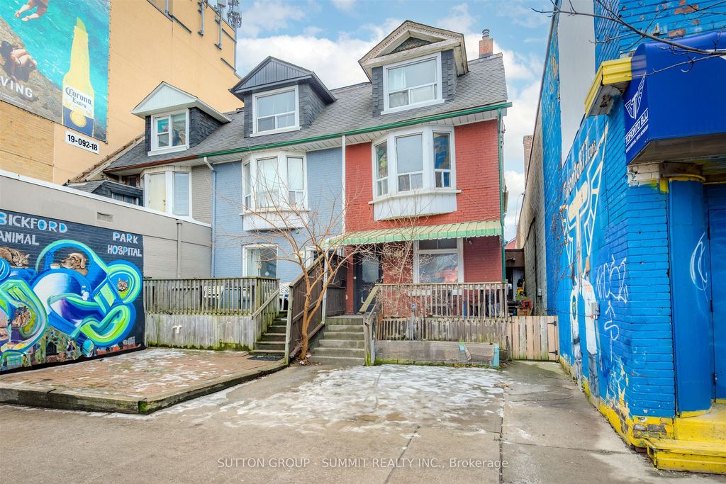 Photo of 811 Bloor Street W, Toronto, ON M6G 1L8 (MLS # C12648770)