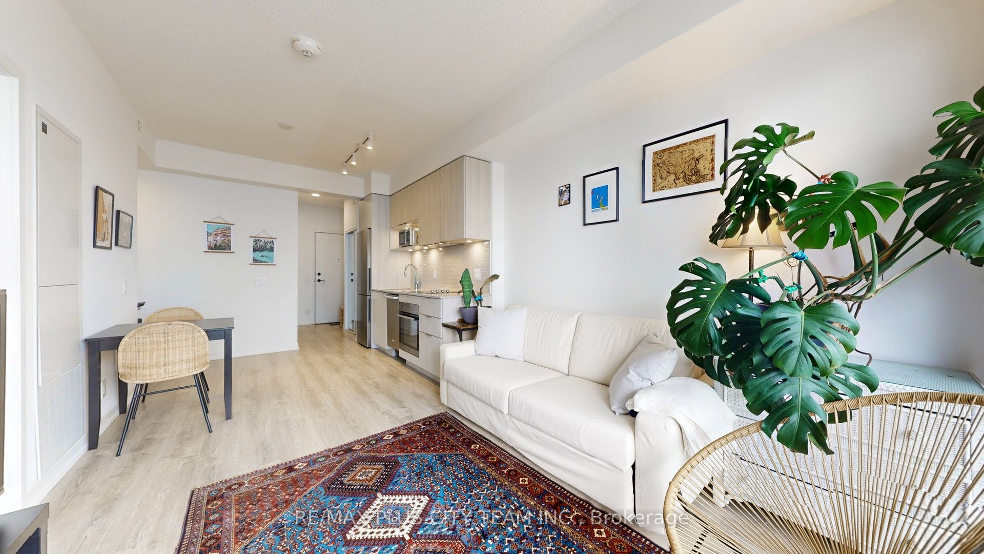 20 Tubman Avenue 2008