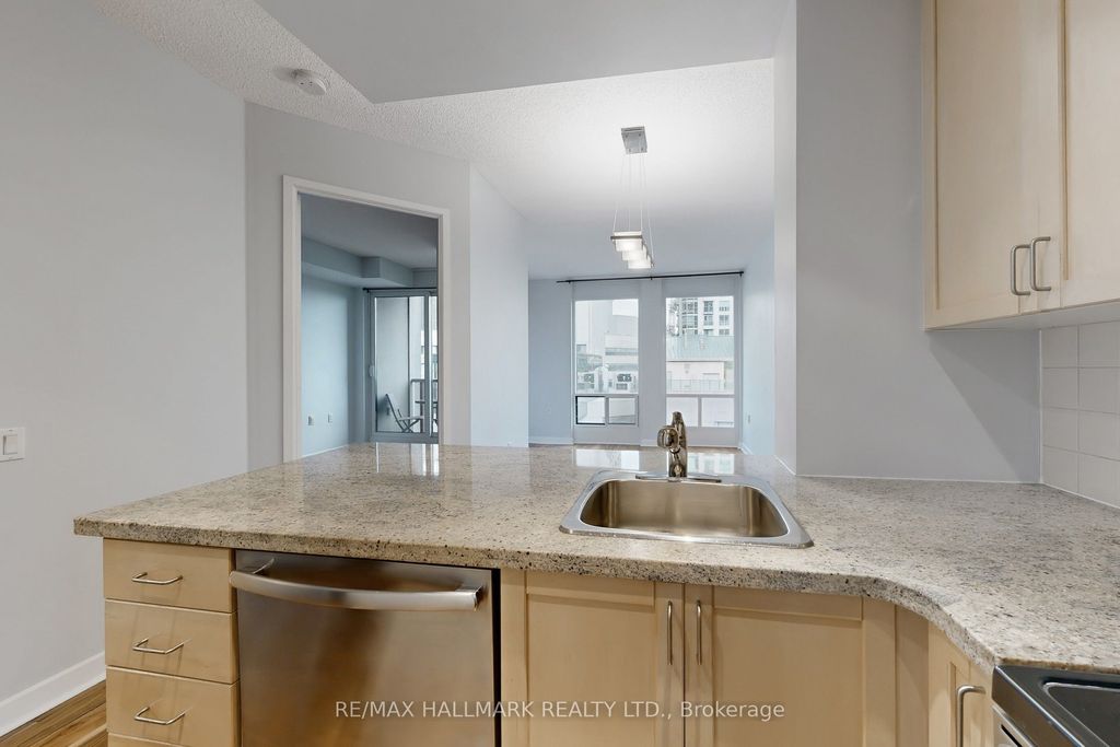 Photo of 85 Bloor Street E #1403, Toronto, ON M4W 3Y1 (MLS # C12369216)