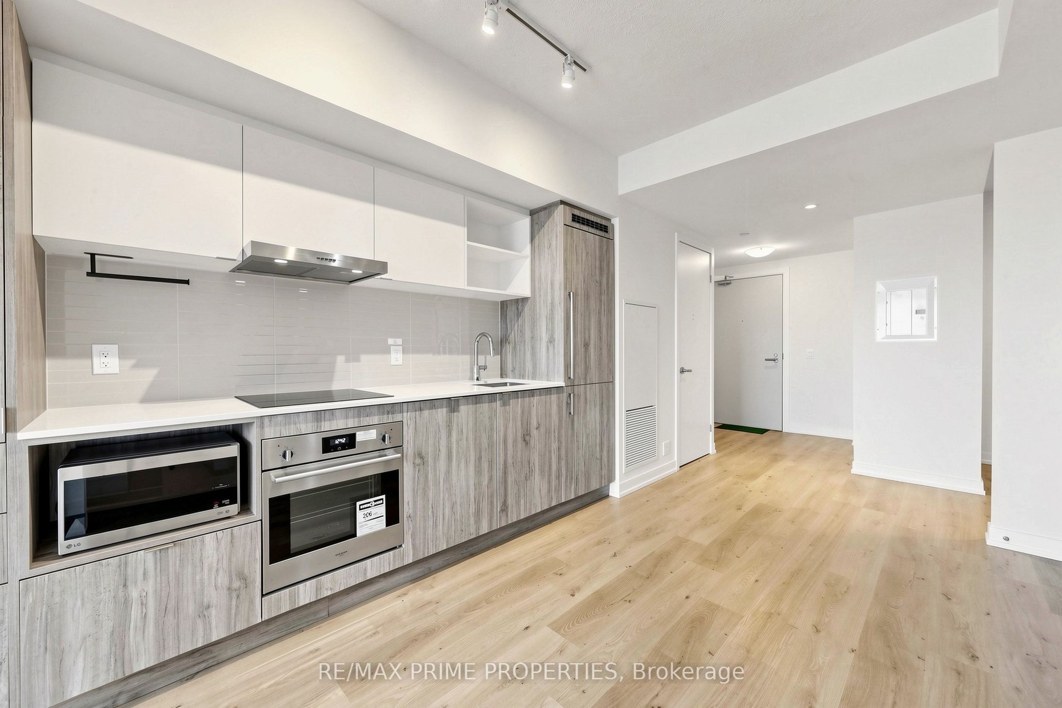 138 Downes Street 4302