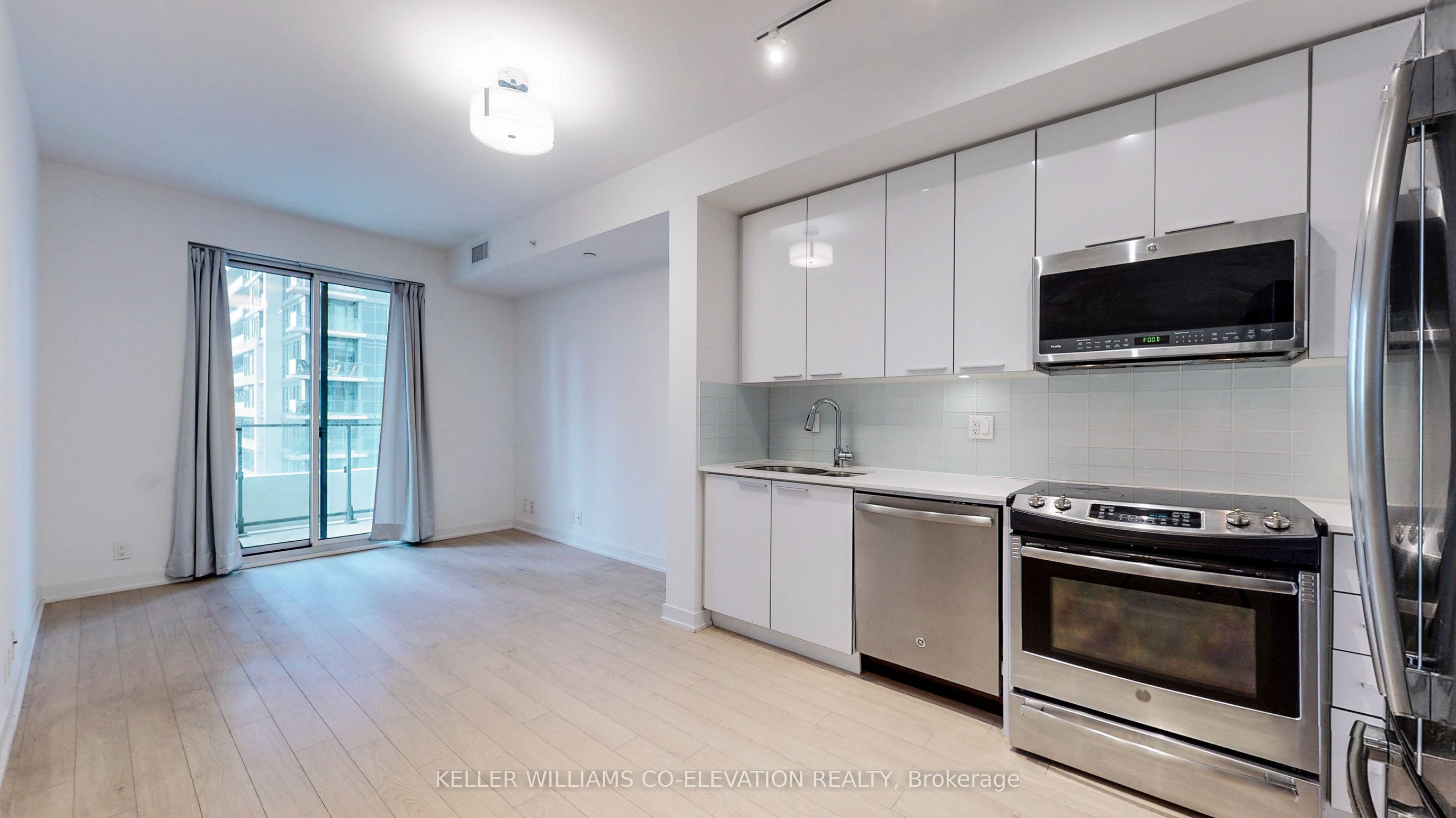 10 Park Lawn Road 501