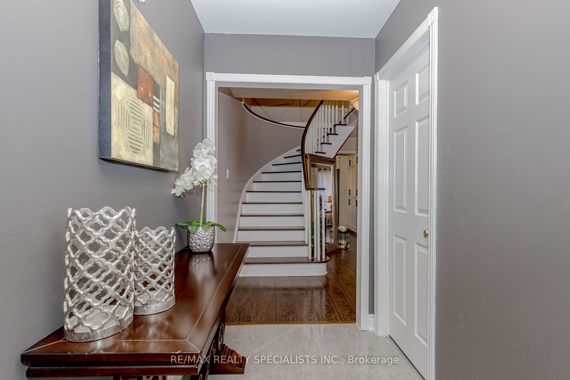 3363 Columbine Crescent