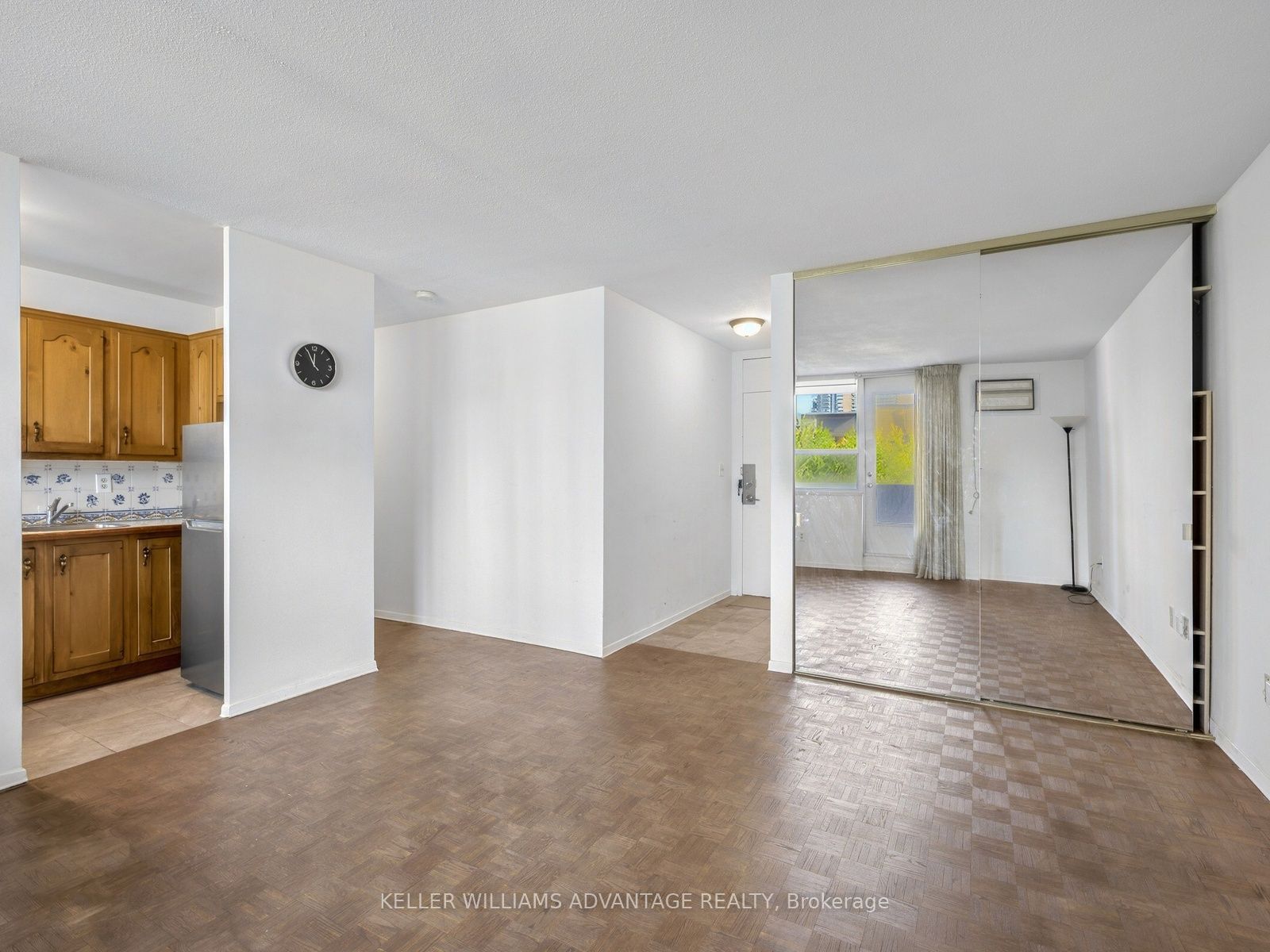 40 Homewood Avenue 807