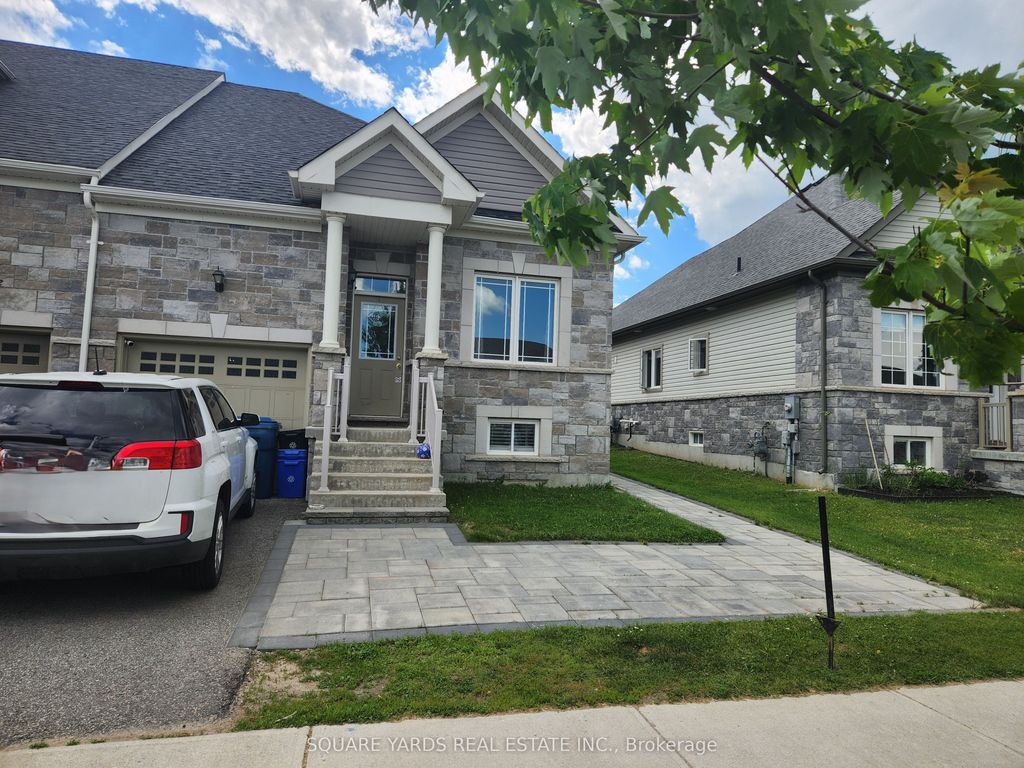 Photo of 185 Isabella Drive, Orillia, ON L3V 8K7 (MLS # S13443388)
