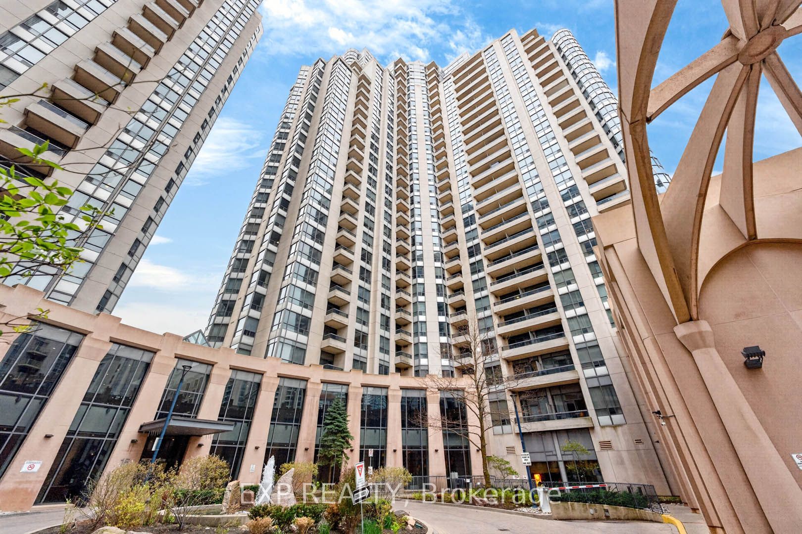 5 Northtown Way 1109