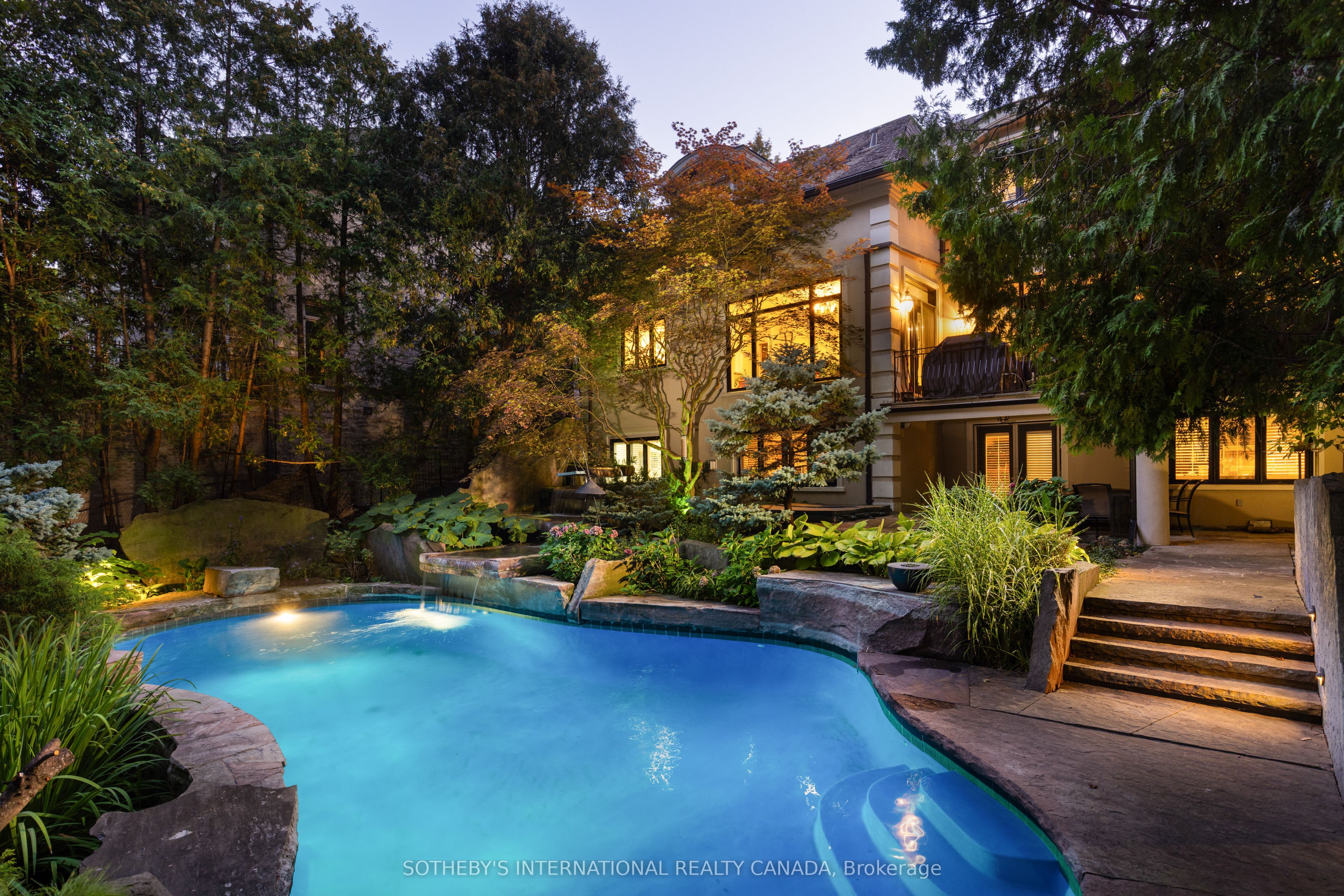 23 Edenbrook Hill