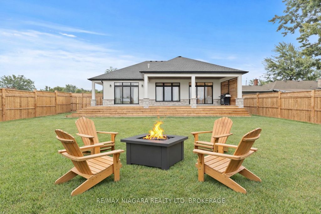 Photo of 637 Buffalo Road, Fort Erie, ON L2A 5G7 (MLS # X12921524)