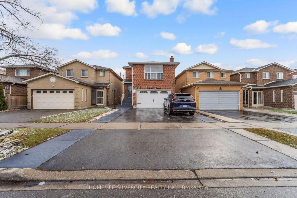 Photo of 24 Jay Street, Brampton, ON L6Z 3V7 (MLS # W12587144)