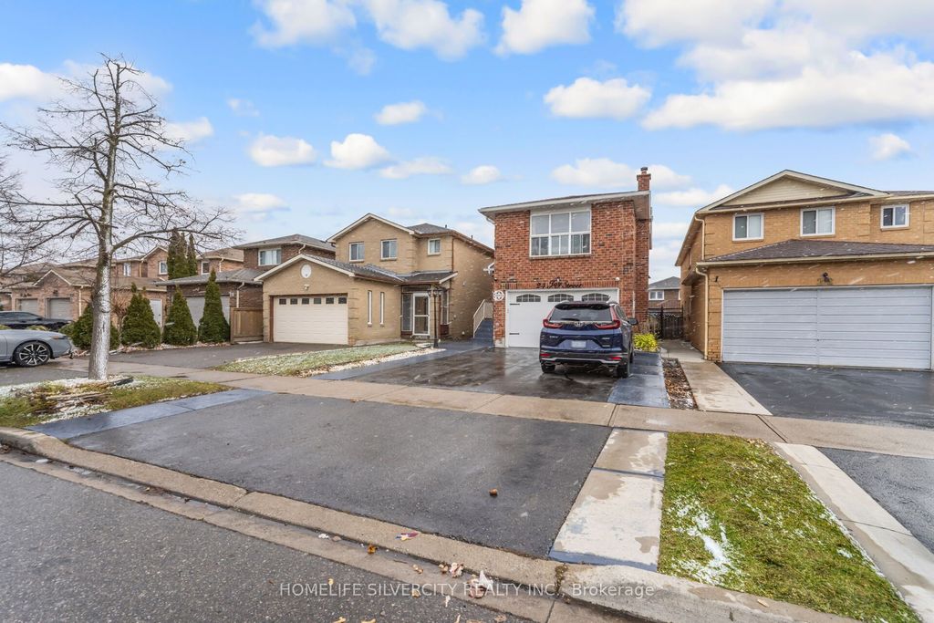 Photo of 24 Jay Street, Brampton, ON L6Z 3V7 (MLS # W12587144)