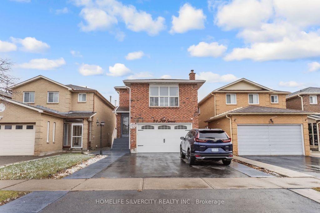 Photo of 24 Jay Street, Brampton, ON L6Z 3V7 (MLS # W12587144)