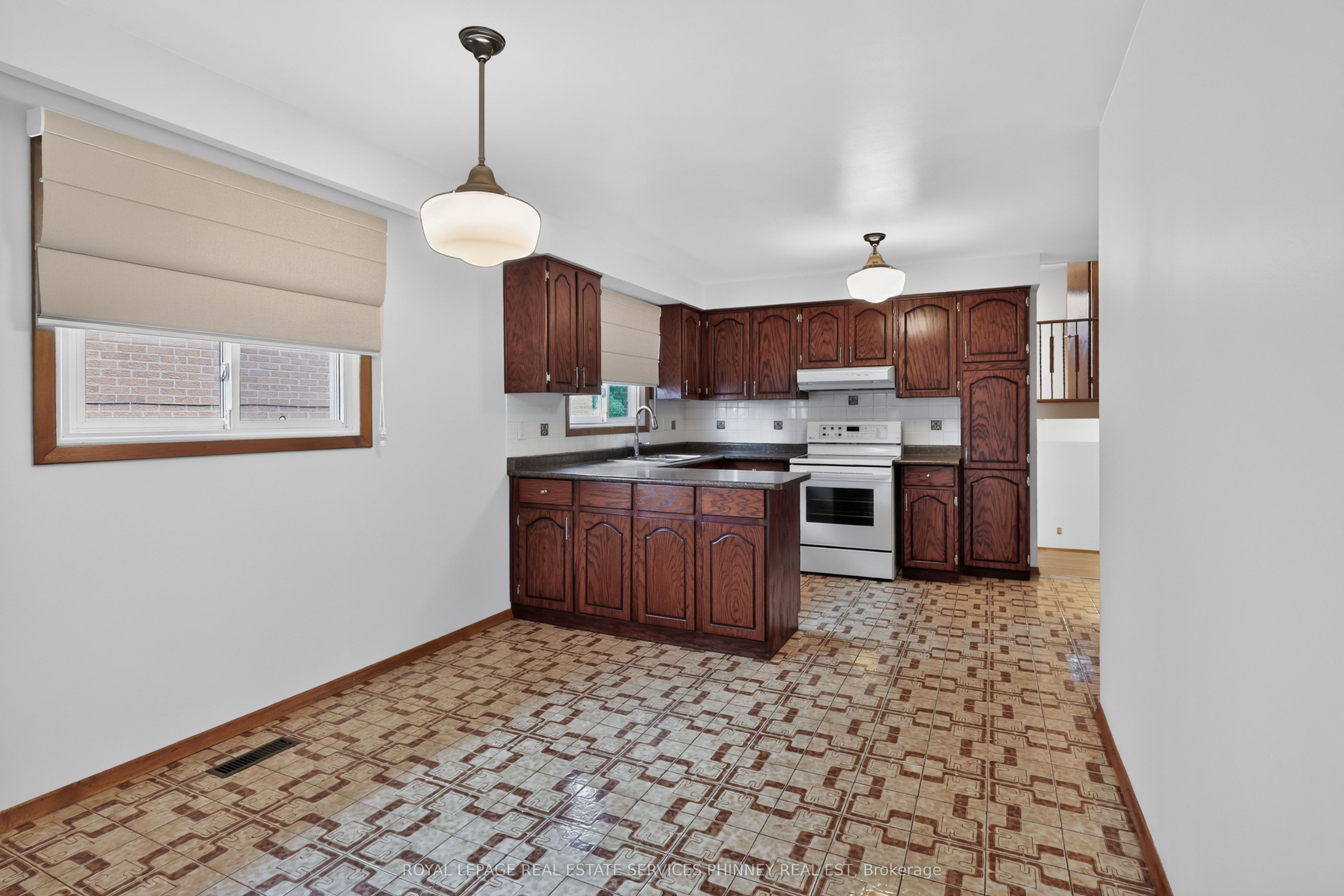 1633 Warren Drive