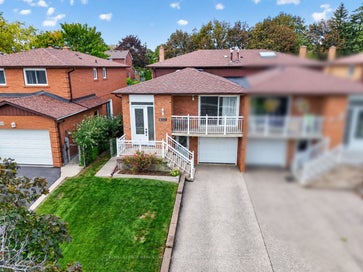 1633 Warren Drive Mississauga ON L4W 2X1