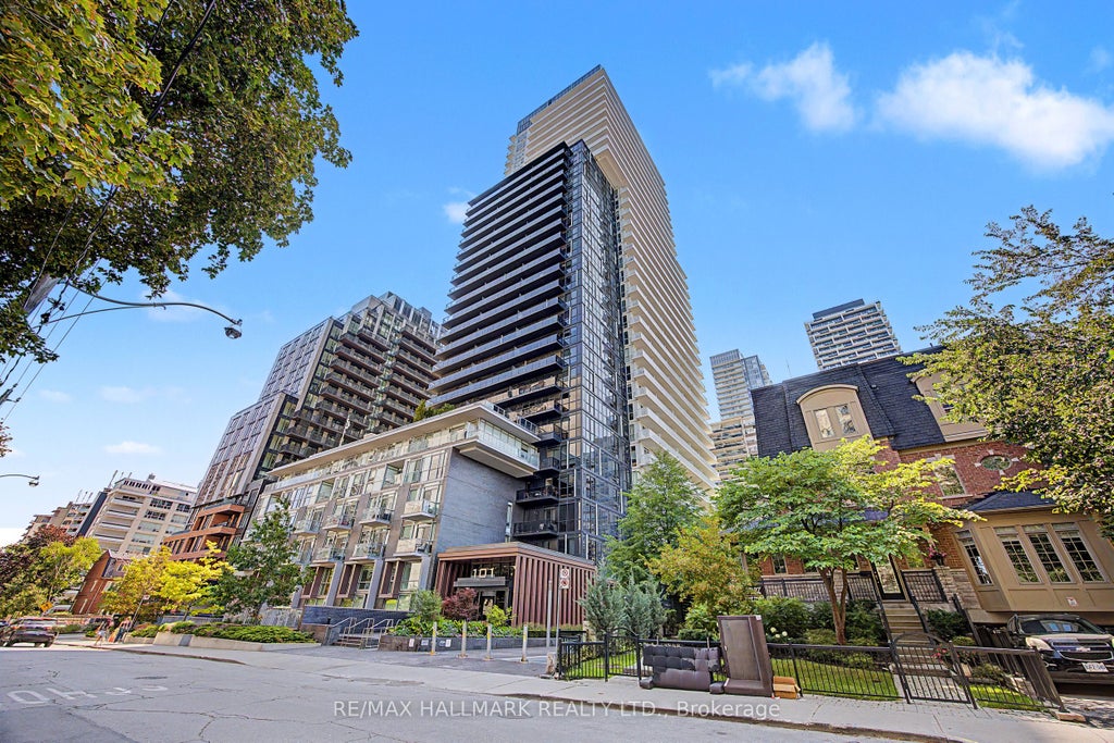 Photo of 101 Erskine Avenue #PH15, Toronto, ON M4P 0C5 (MLS # C13660588)