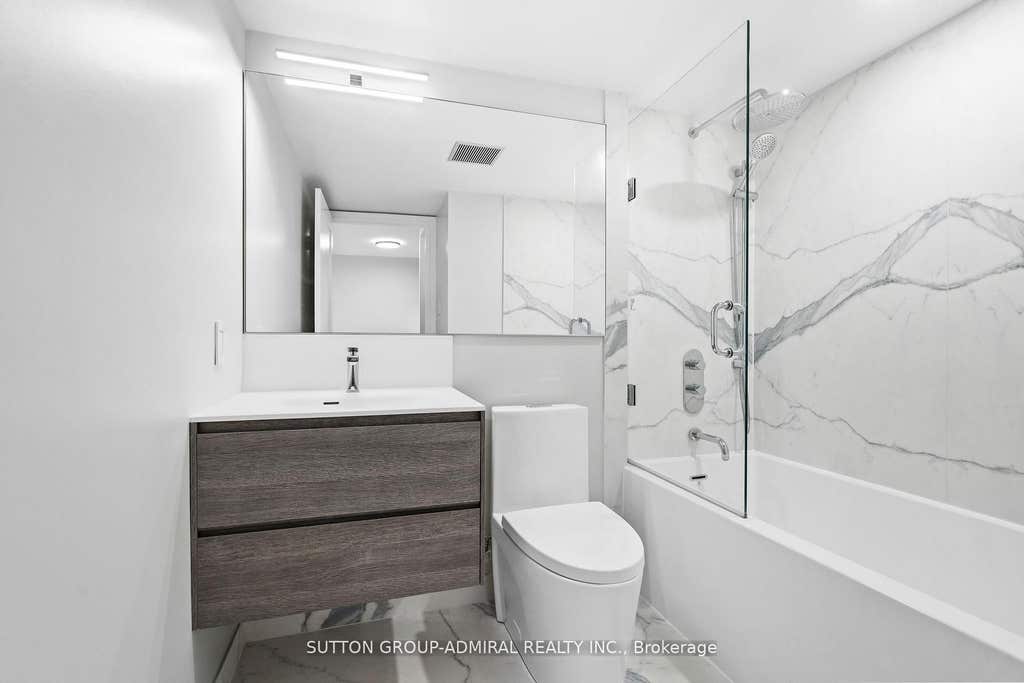 Photo of 10 Yonge Street #1910, Toronto, ON M5E 1R4 (MLS # C13652972)