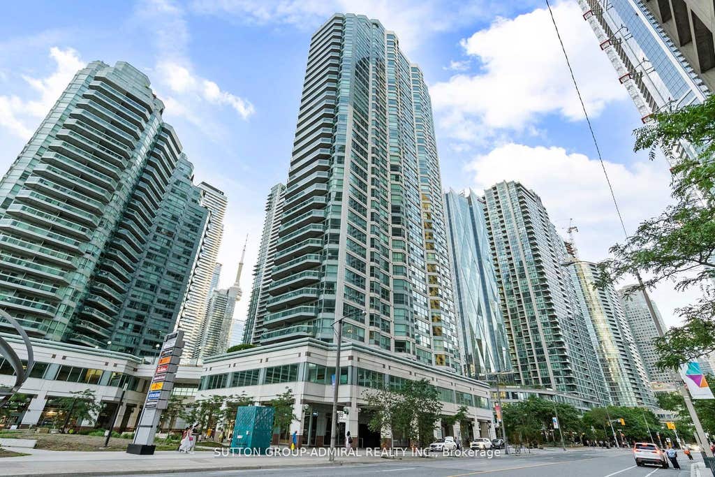 Photo of 10 Yonge Street #1910, Toronto, ON M5E 1R4 (MLS # C13652972)