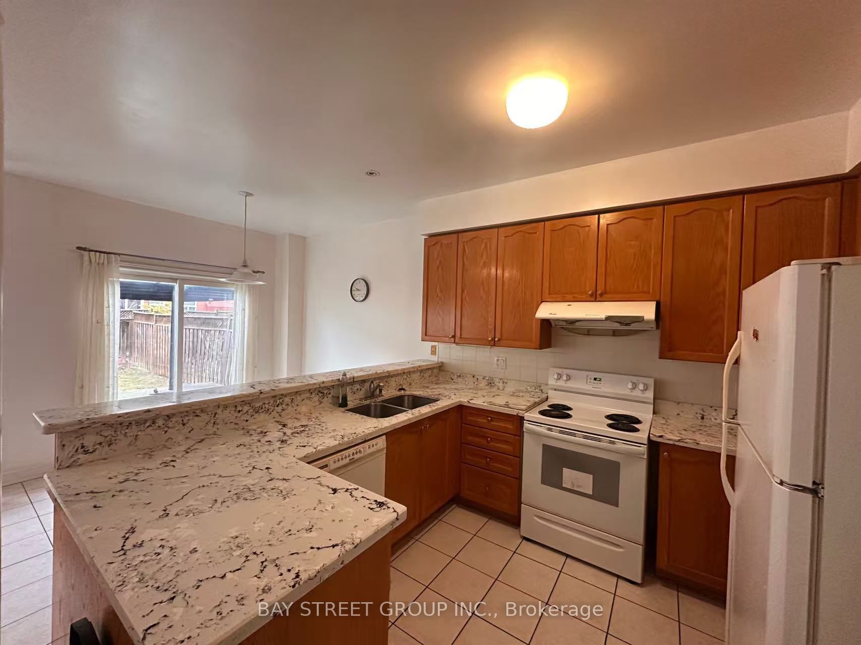 70 Warren Bradley Street