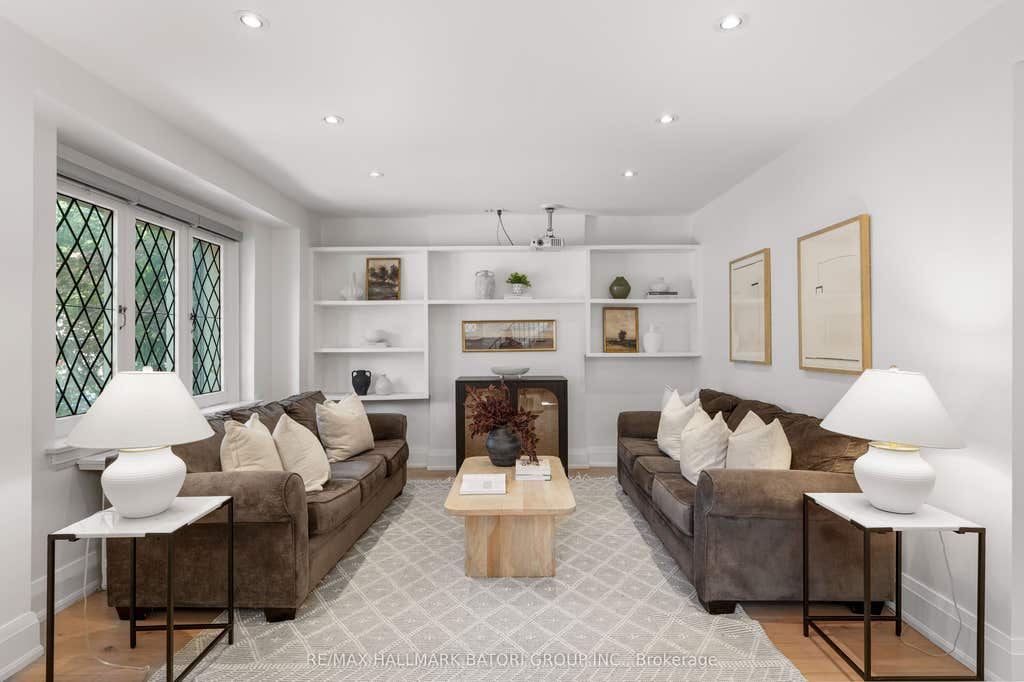Photo of 555 Castlefield Avenue, Toronto, ON M5N 1L7 (MLS # C13706888)