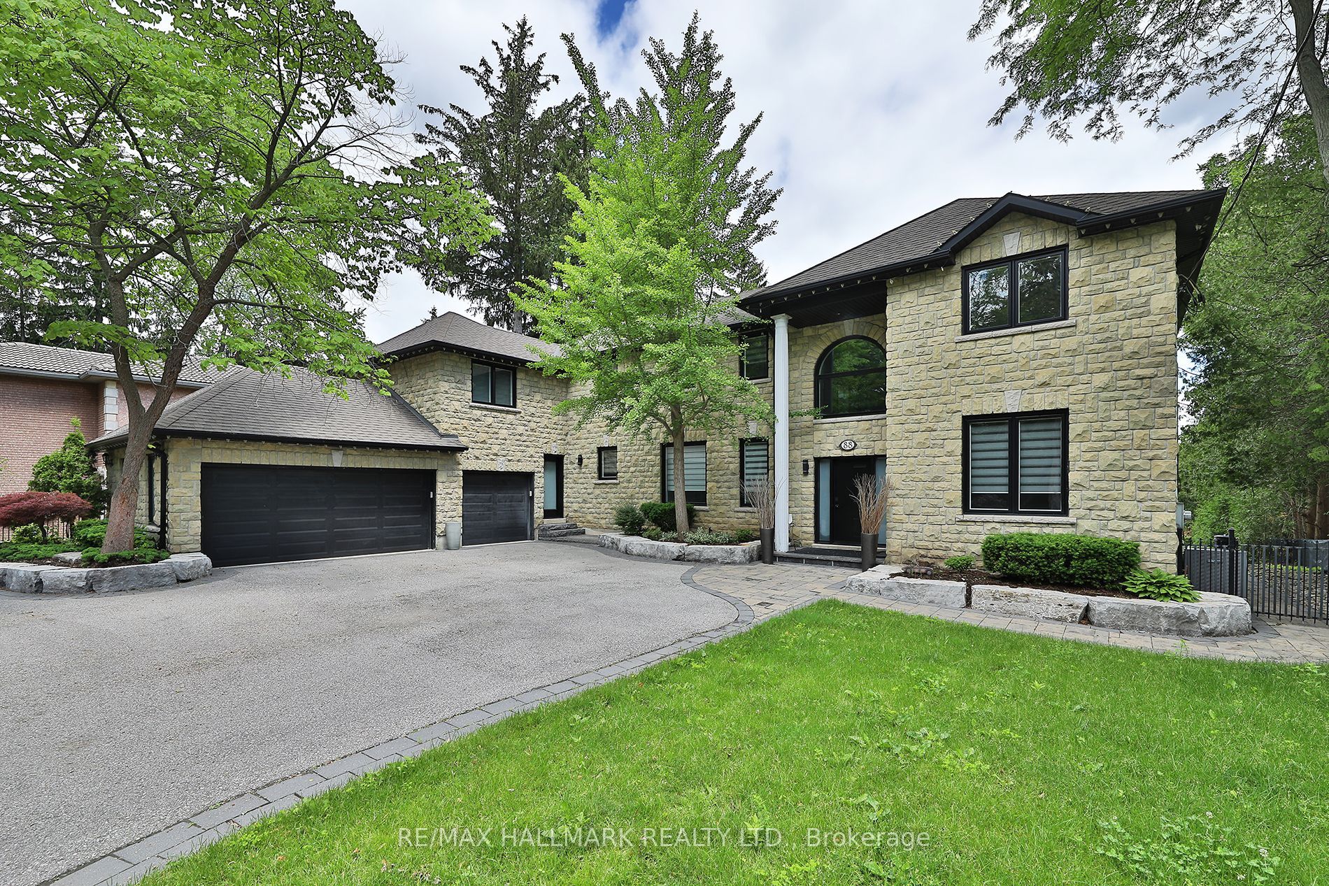 88 Colonel Danforth Trail