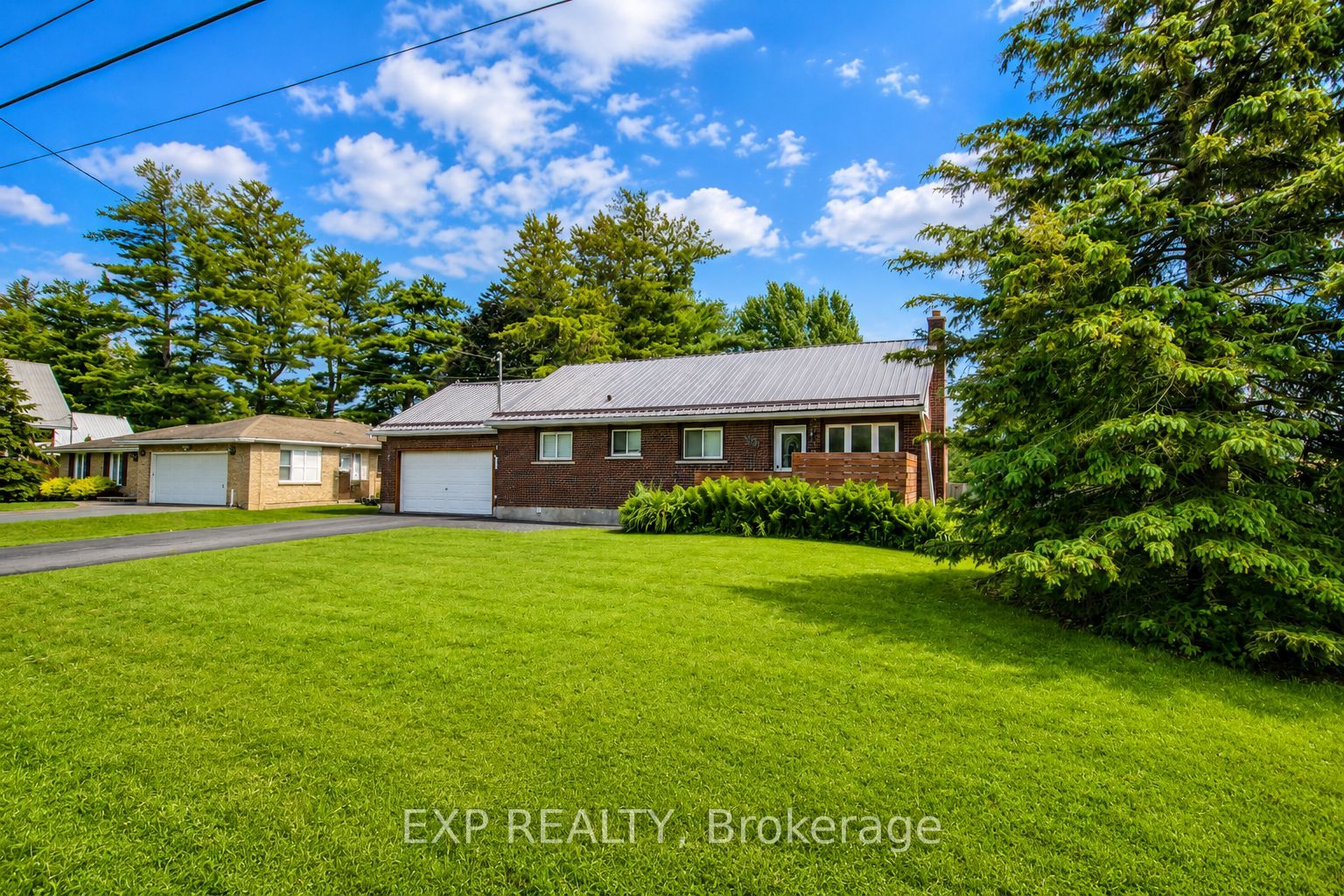 832 Tollgate Rd. W