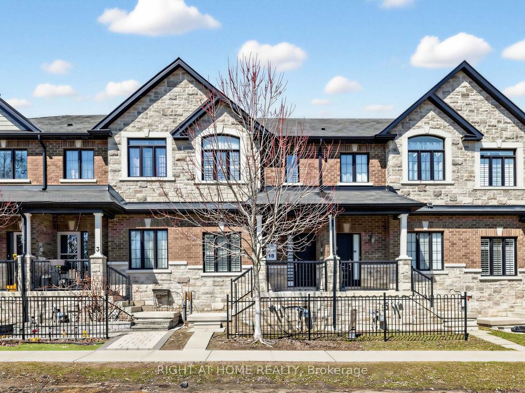 Photo of 5 Zenyatta Lane, East Gwillimbury, ON L9N 1A0 (MLS # N12974686)