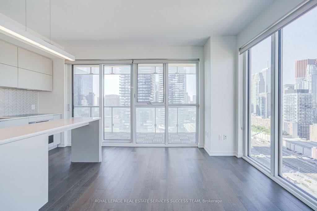 Photo of 15 Lower Jarvis Street #2110, Toronto, ON M5E 0C4 (MLS # C12437485)