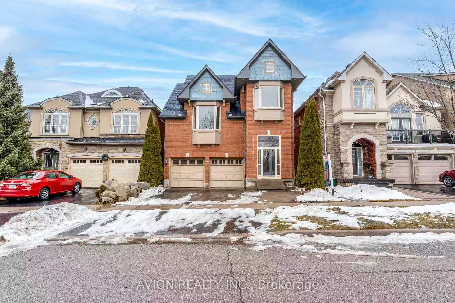 33 Brockdale Street
