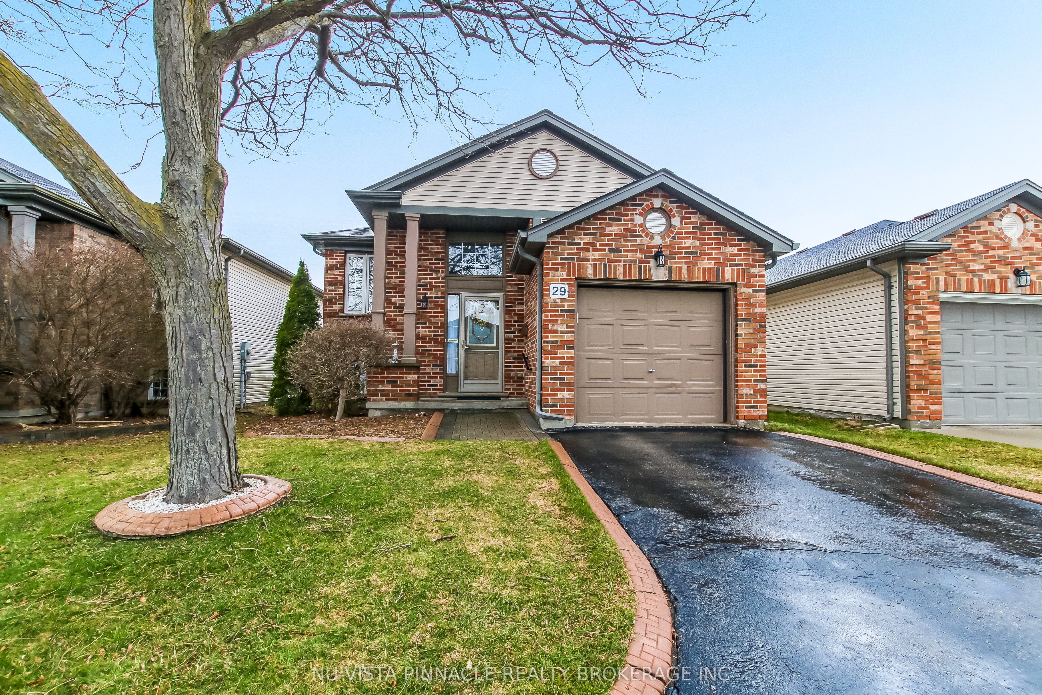 Photo 1 of 23 — 335 Lighthouse Road 29, London South, ON N6M 1J8