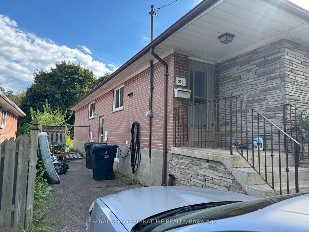 Photo of 215 Woodsworth Road, Toronto, ON M2L 2T5 (MLS # C12379363)